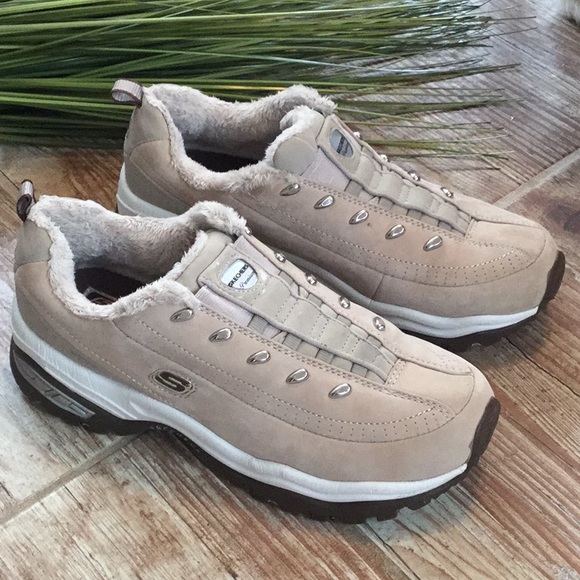Skechers Shoes - Skechers sport tan leather slip on shoes Sz 7.5